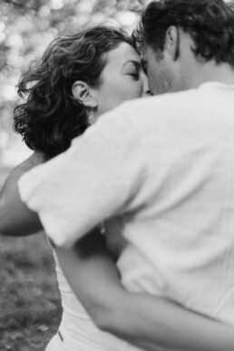 bnw portrait couple love